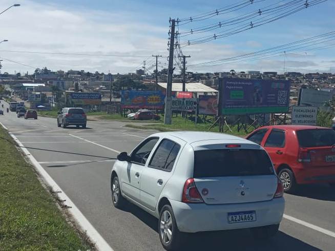 Estrada da Ribeira após Nutrilatina lado direito (quadro 02).jpg